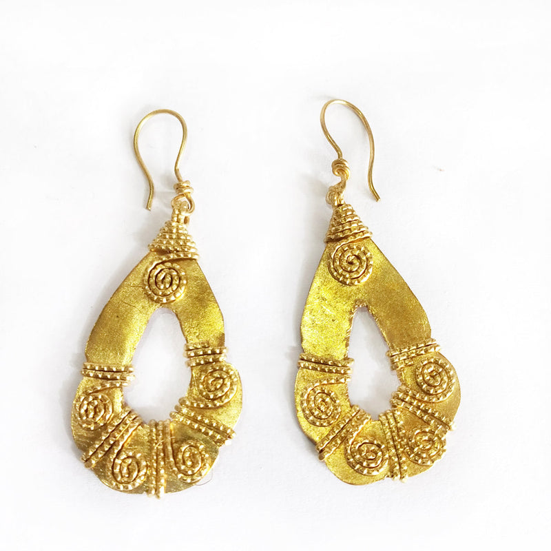 Dhokra Golden Oval Shaped Fancy Earrings Set