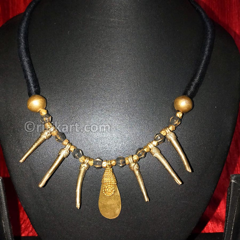 Tribal Necklace with Beautiful Brass Spikes Design