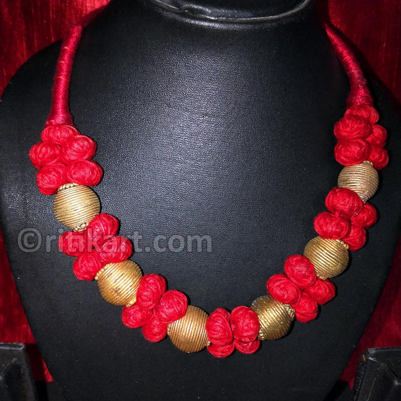 Tribal Dhokra Vessels Embedded in Pink Silk Thread Necklace_2