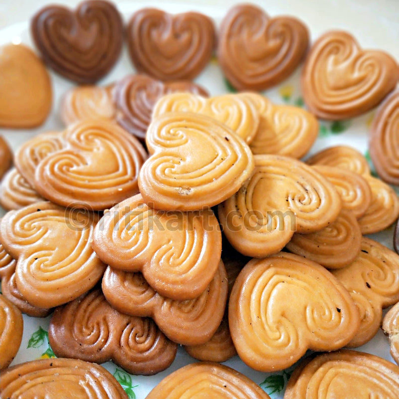 Tiny Heart Shaped Biscuits_2
