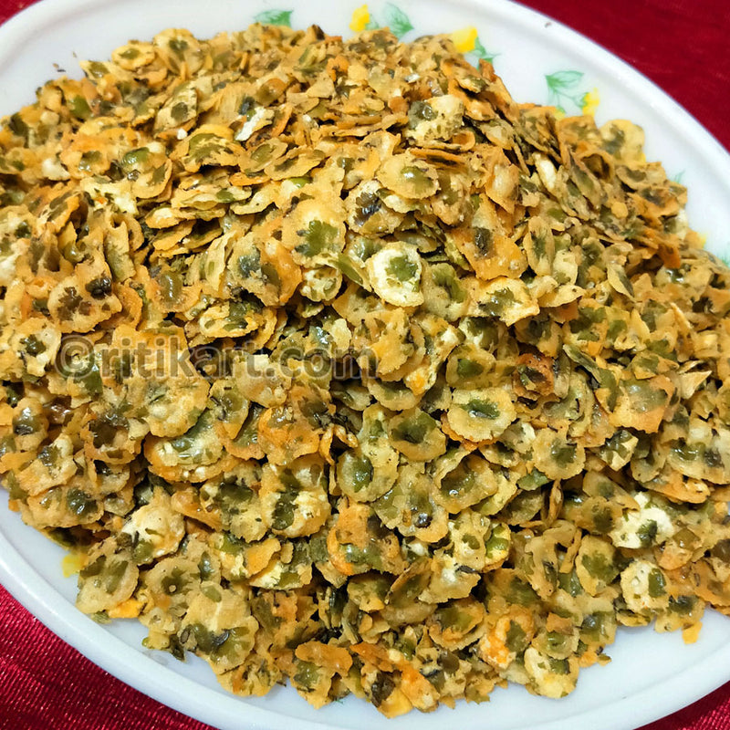 Crispy and Healthy Snack-Crushed Moong/Mooga Chhecha