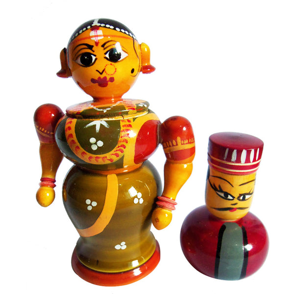 Chanapatna Wooden King and Queen Toys