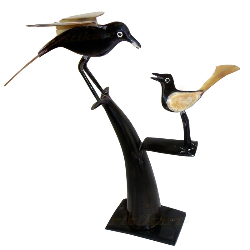 Horn Craft - Birds Sitting on a Tree